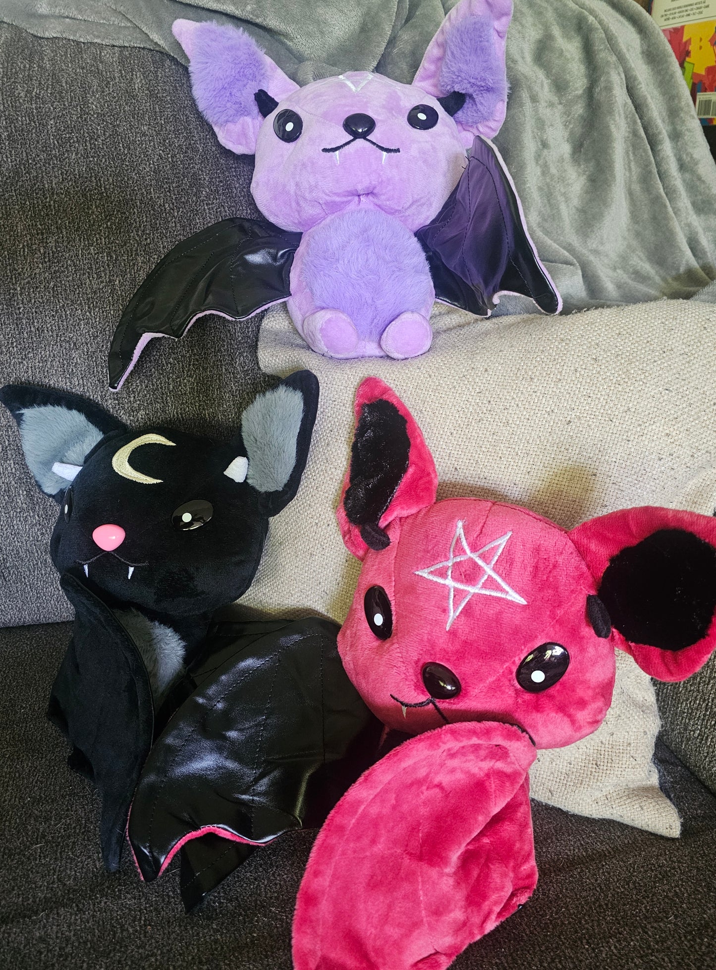 Bat plushies: Black