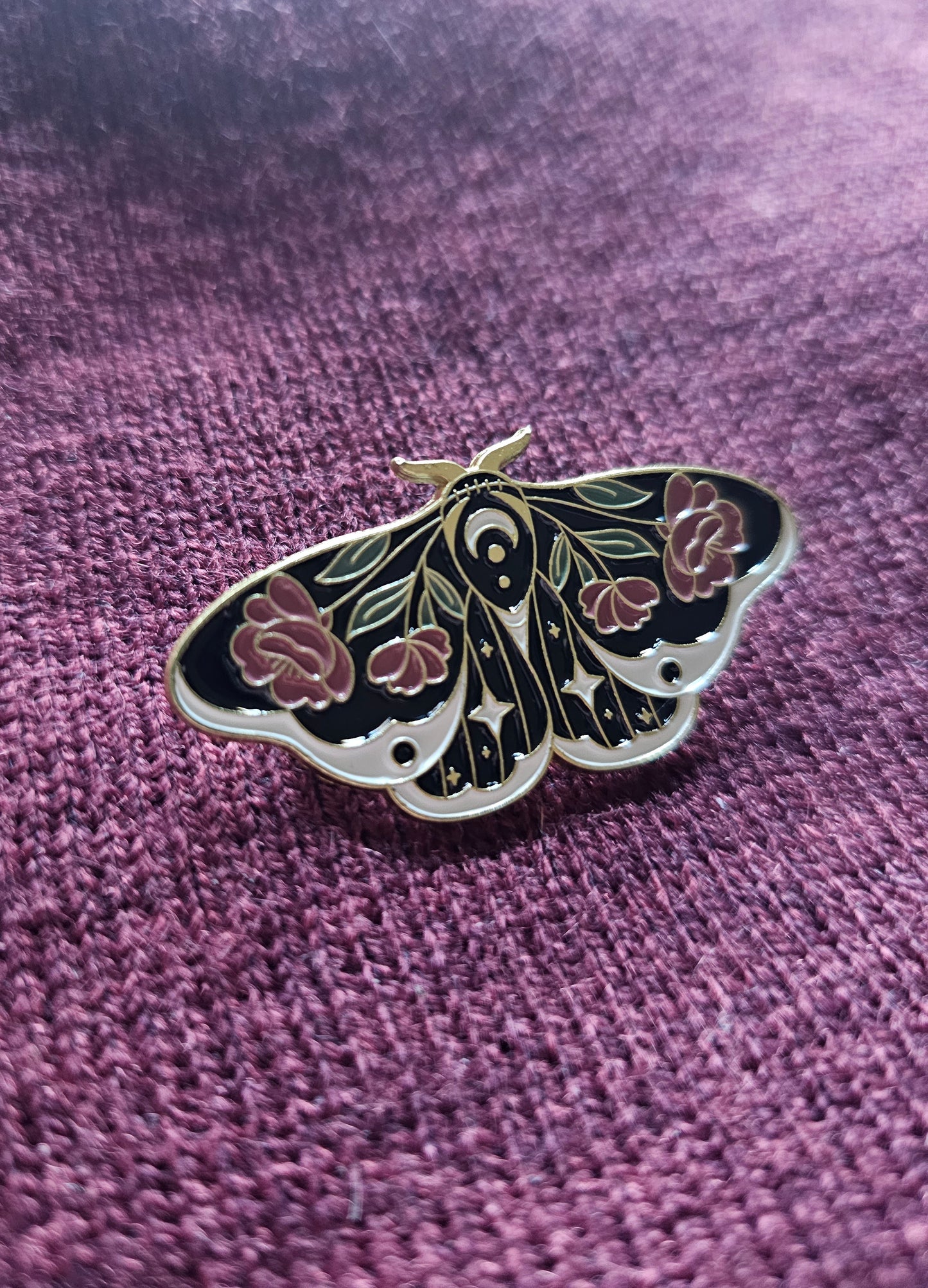 Pin - Moth